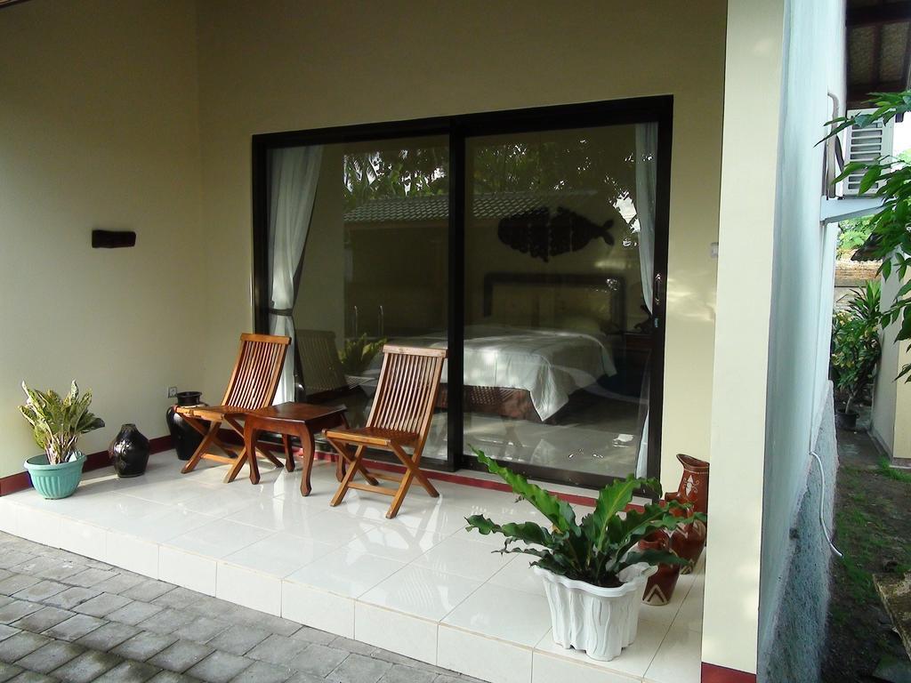 Villa Yukie Senggigi Montongbuwoh الغرفة الصورة