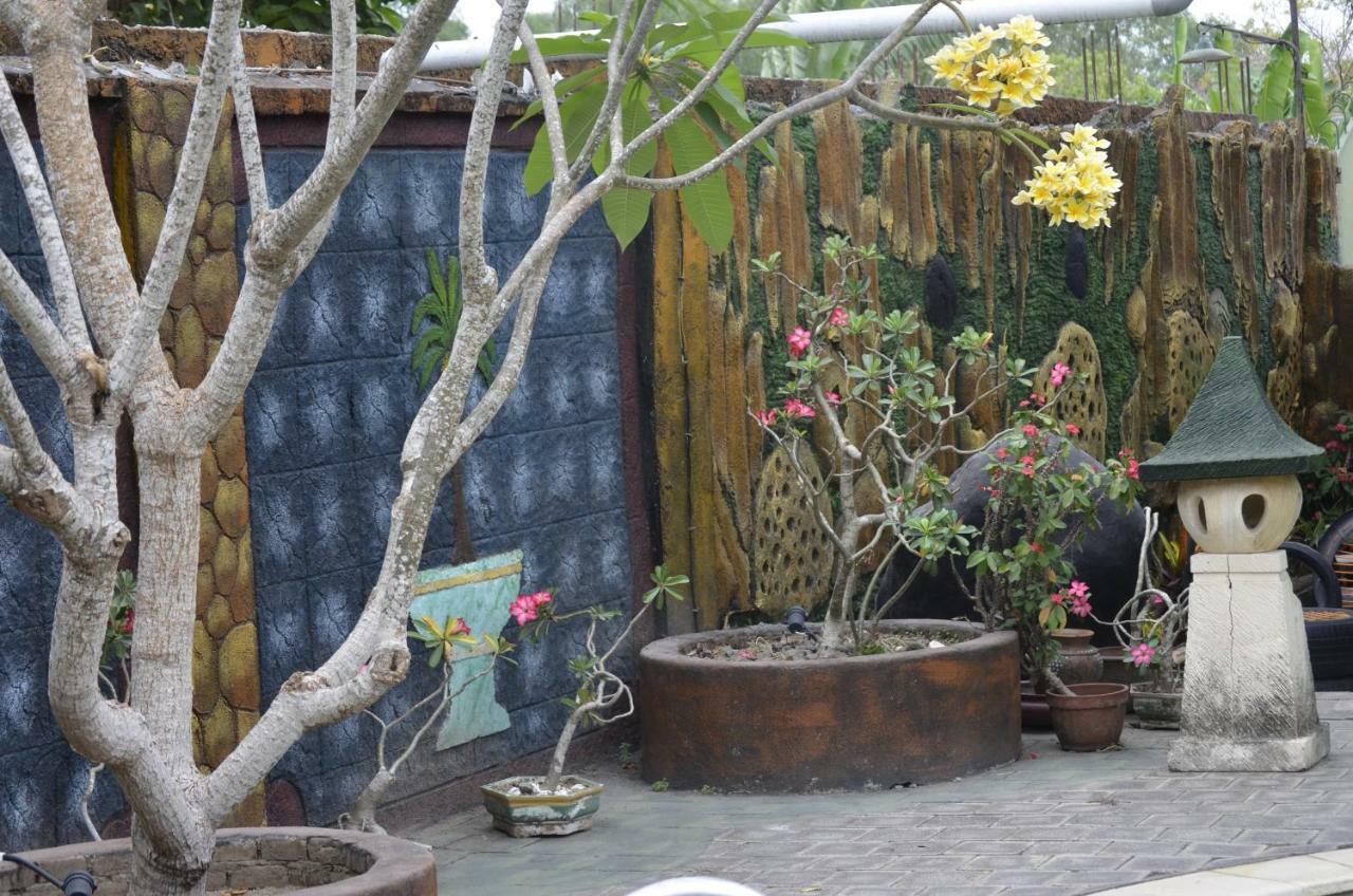 Villa Yukie Senggigi Montongbuwoh المظهر الخارجي الصورة